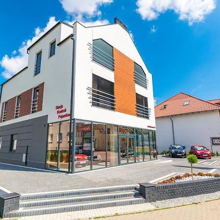 Noclegijarocin Bed & Breakfast Buitenkant foto